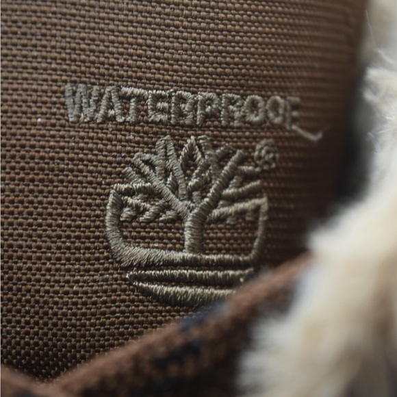 Women’s Timberland NWOT boots size 8.5 - Picture 3 of 8